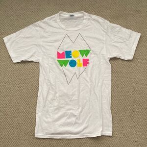NEW Meow Wolf New Mexico T-Shirt White Multicolored Unisex Size Small Top NWOT